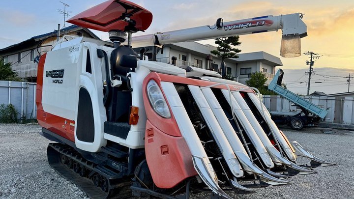 Used Kubota WR698 World combine harvester, front-left view