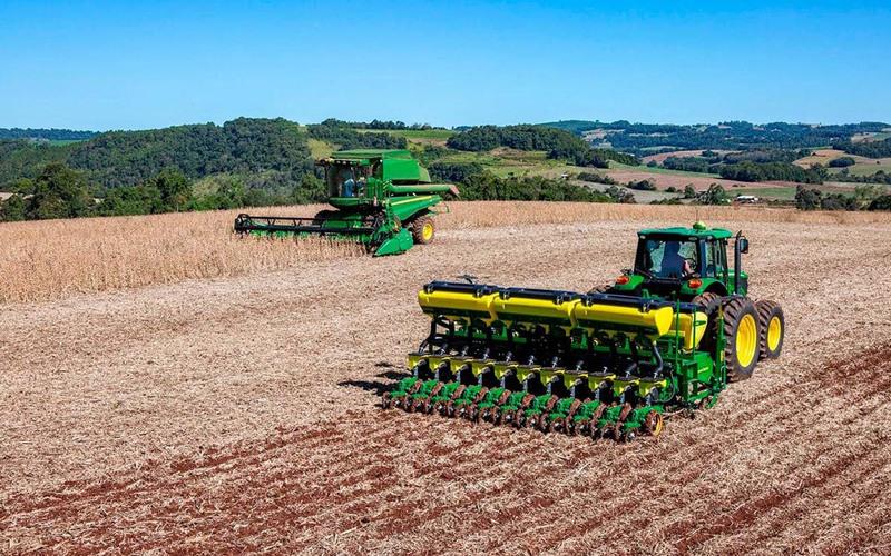 Modern agricultural machinery in Pakistan